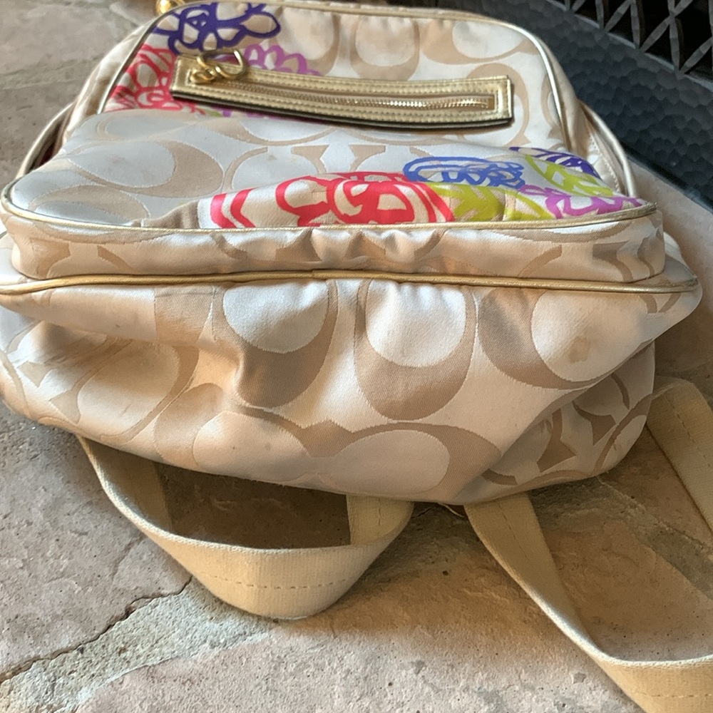 Coach Poppy Backpack 🌺 offers welcomed 💝 - Picture 9 of 9